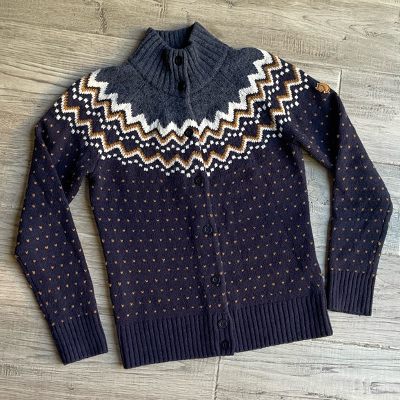 Fjällräven Women's Övik Knit Cardigan In Blue Wool Button Up Front Fair Isle SMA - Picture 2 of 16